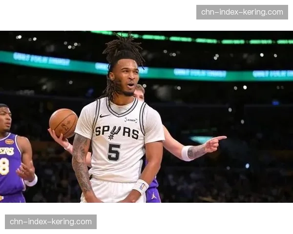 马刺提速战术成功关键：卡斯尔首发改变比赛节奏的战术意义